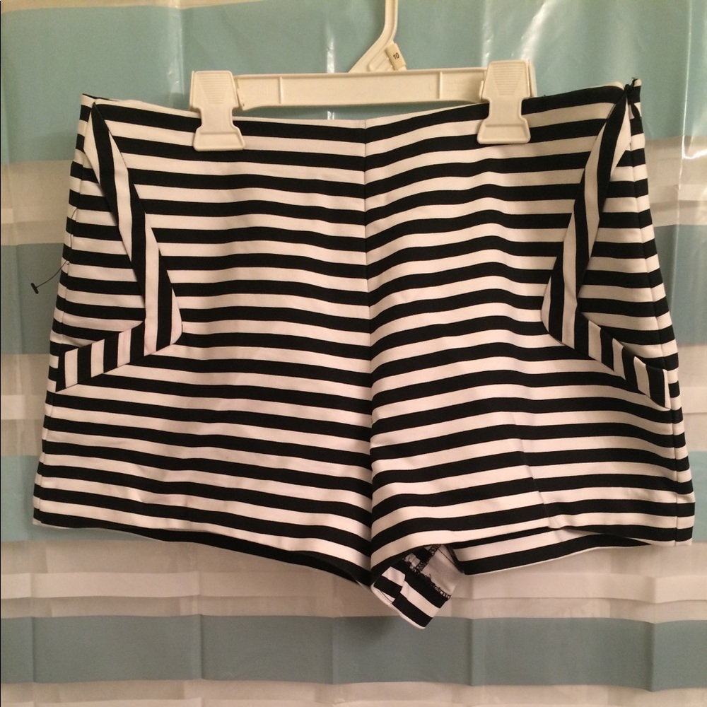 Zara B&W Shorts